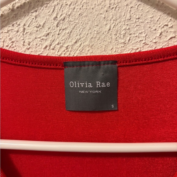 Olivia Rae Ruched Tee - Picture 2 of 3